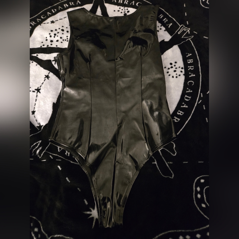 PVC Bodysuit - Picture 2 of 6